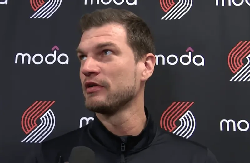 开云足球-斯普利特：杨瀚森身体素质正变得更好，体能正变得更加充沛